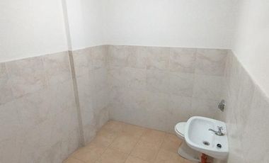 LOCAL COMERCIAL/ DEPOSITO ALQUILER EN DERQUI 1660 (LANUS)