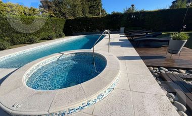 Casa en venta - Barrio Echeverría del Lago, Canning