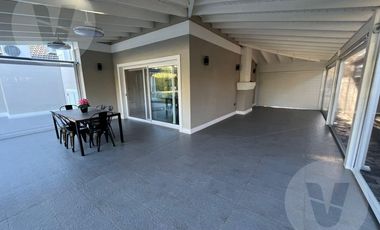 Casa en venta - Barrio Echeverría del Lago, Canning