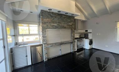 Casa en venta - Barrio Echeverría del Lago, Canning