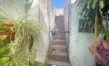 VENTA PH en  3 amb con local