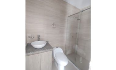 Casa comercial o residencial en arriendo la castellana