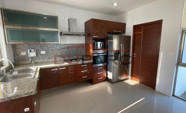 Casa Amueblada  de 3 Recamaras en Renta, Residencial Azul