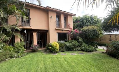 Venta casa en Cuernavaca con seguridad 24/7