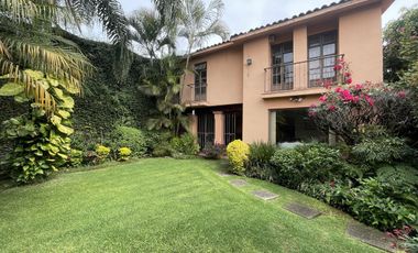 Venta casa en Cuernavaca con seguridad 24/7
