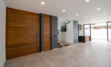 Casa  en Venta  Bosques Vallarta, Zapopan, Jal