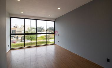Casa  en Venta  Bosques Vallarta, Zapopan, Jal