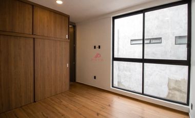 Casa  en Venta  Bosques Vallarta, Zapopan, Jal