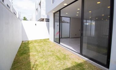 Casa  en Venta  Bosques Vallarta, Zapopan, Jal