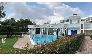 Hermosa casa de 102 M2 en 389 mill en La Mesa Cund, en conjunto