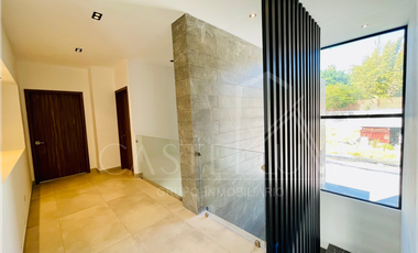 Casa con alberca en venta en Jiutepec, Morelos