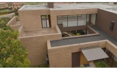 VENTA CASA DE CAMPO LA CALERA