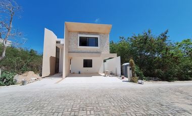 Casa en venta Mérida Yucatán, privada Soluna Temozón Norte