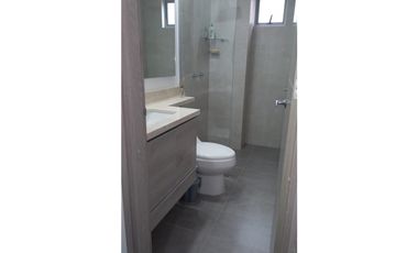 VENTA MODERNO Y AMPLIO APARTAMENTO AMOBLADO ACABADOS DE LUJO LAURELES