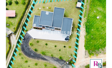 VENDO HERMOSA FINCA EN EL CARMEN DE VIBORAL