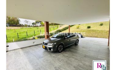 VENDO HERMOSA FINCA EN EL CARMEN DE VIBORAL