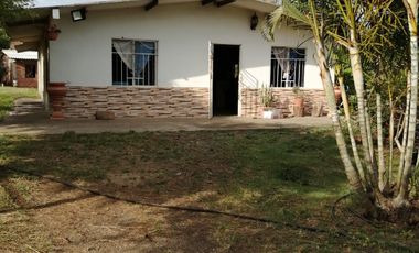 Finca En Mulalo 1000 Mtrs