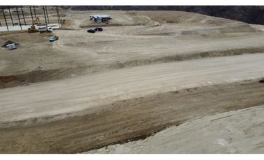 En venta terreno vista al mar  ideal para proyecto inmobiliario.