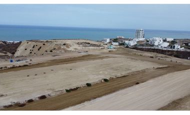 En venta terreno vista al mar  ideal para proyecto inmobiliario.