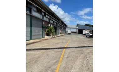 SE ALQUILA OFIDEPOSITO / GALERA/ DEPOSITO EN VILLA ZAITA