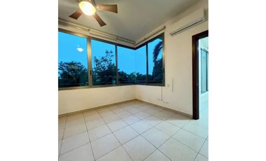 SE ALQUILA APARTAMENTO P.H. ALTOS DE AMADOR