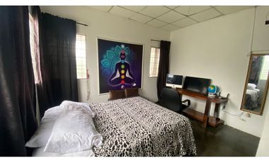 VENTA DE CASA CON 3 CABAÑAS EN CORONADO 2.800 MTS YL