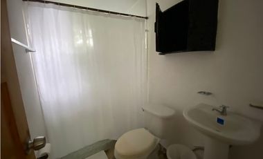 VENTA DE CASA CON 3 CABAÑAS EN CORONADO 2.800 MTS YL