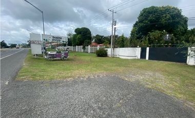 VENTA DE CASA CON 3 CABAÑAS EN CORONADO 2.800 MTS YL