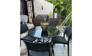 SE VENDE CASA EN EL CANGREJO DUPLEX