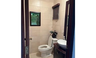 SE VENDE CASA EN EL CANGREJO DUPLEX