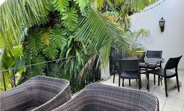 SE VENDE CASA EN EL CANGREJO DUPLEX