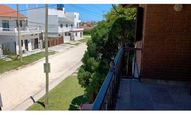 CHALET EN ALQUILER TEMPORARIO A 1 CUADRA DEL MAR PARA 5 PERSONAS
