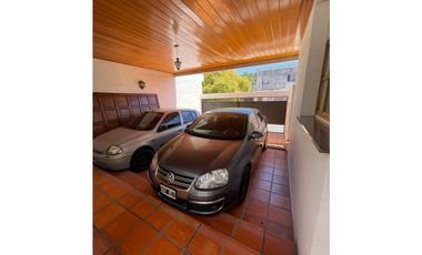 Chalet céntrico en venta en Brandsen