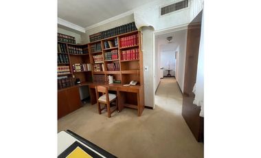 Chalet céntrico en venta en Brandsen