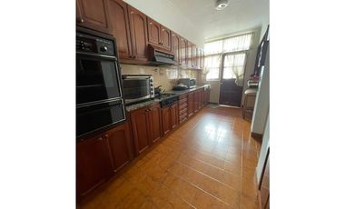 Chalet céntrico en venta en Brandsen