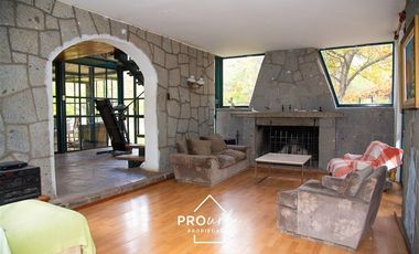 Casa en Venta en Casa Acceso ruta G25, 583 m2 construido 5.900 m2 terreno, El Canelo, San José de Maipo