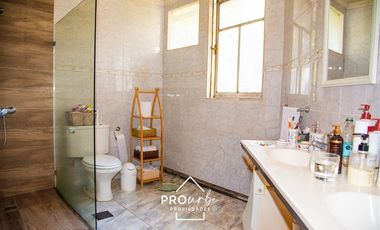 Casa en Venta en Casa Acceso ruta G25, 583 m2 construido 5.900 m2 terreno, El Canelo, San José de Maipo