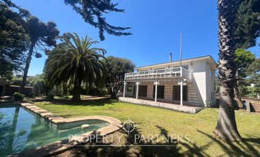 Gran Propiedad en excelente ubicación con uso comercial