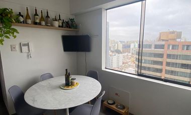 IMPECABLE DEPARTAMENTO EN MIRAFLORES