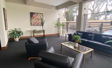 IMPECABLE DEPARTAMENTO EN MIRAFLORES