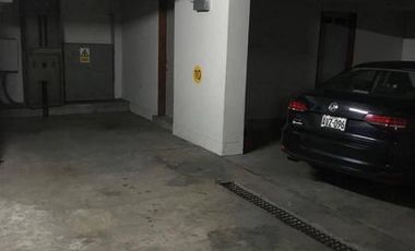 IMPECABLE DEPARTAMENTO EN MIRAFLORES