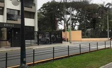IMPECABLE DEPARTAMENTO EN MIRAFLORES