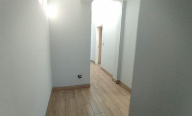 En Venta Exclusiva Casa de 3 Pisos en la Molina