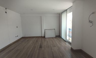 En Venta Exclusiva Casa de 3 Pisos en la Molina