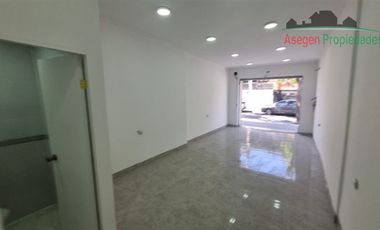 Oficina en Arriendo en Local comercial en arriendo en calle Atacama, a pasos de Alameda Manuel Antonio Matta.