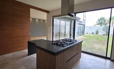 Casa en VENTA – Fraccionamiento Villandares, Desarrollo del Pedregal, San Luis Potosi