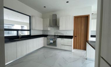 Casa sola en venta en La Escondida, Saltillo, Coahuila