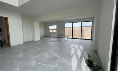 Casa sola en venta en La Escondida, Saltillo, Coahuila