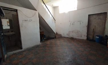 Amplia Casa de 2 pisos en Cercado de Lima