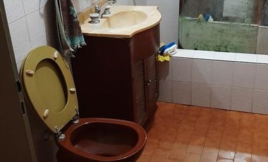 Casa en venta - 3 Dormitorios 3 Baños - Cocheras - Chacarita